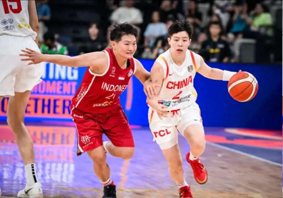 蜘蛛直播官方网站-季后赛场均12+7揽下FMVP!女篮前任扛旗人,或被宫鲁鸣重新召唤?